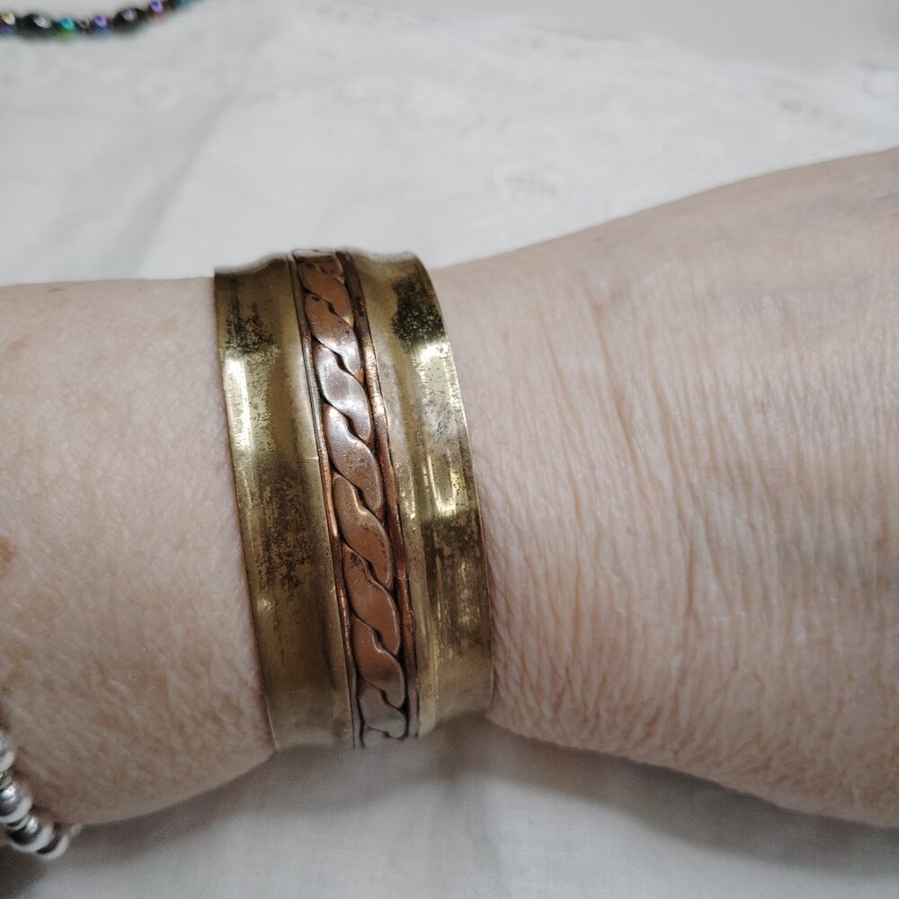 Handcrafted Brass & Copper Rope Twist Cuff – Vintage Mixed Metal Bracelet